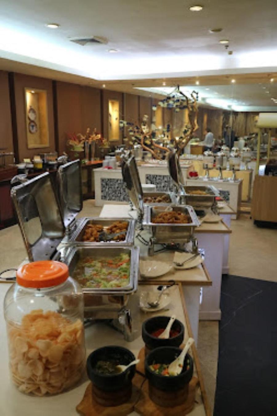 Grand Elite Hotel Pekanbaru Esterno foto
