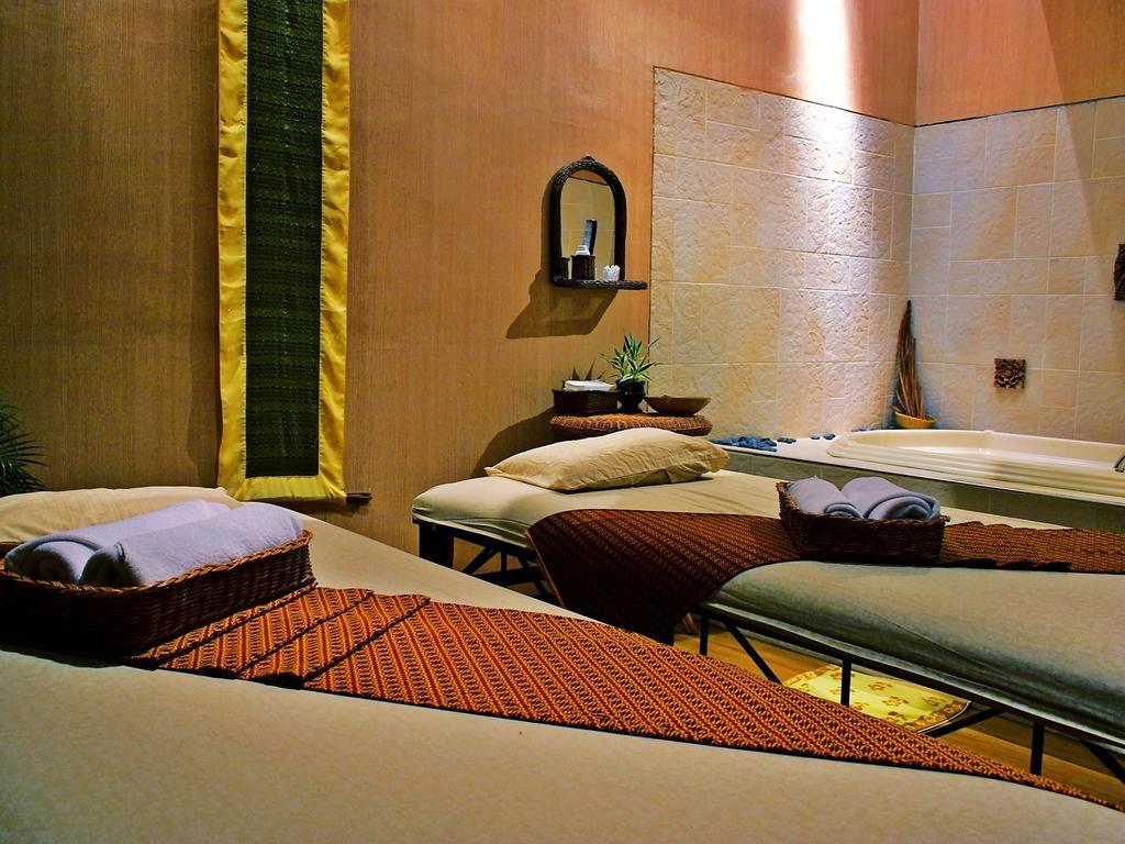Grand Elite Hotel Pekanbaru Esterno foto
